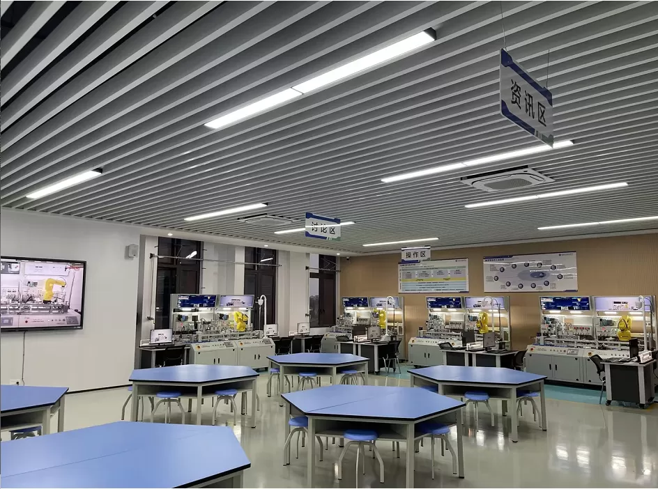 Industrial Digital Twin Lab for Taizhou Technician College